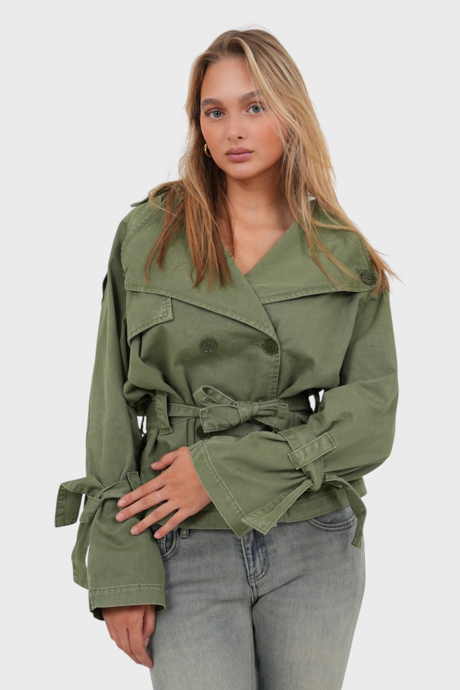 "Denmark" trenchcoat khaki green